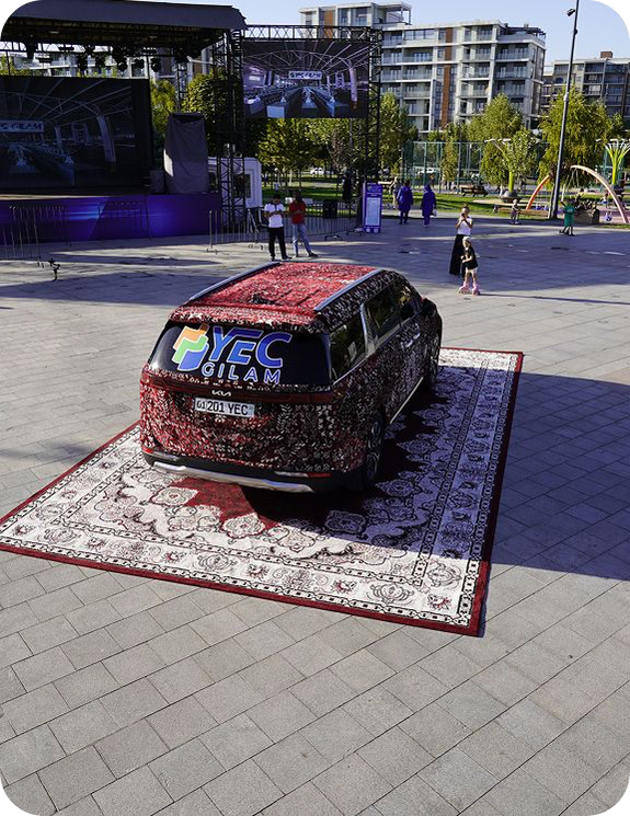 Tashkent City Markazida noodatiy tashkiliy ishdan lavhalar